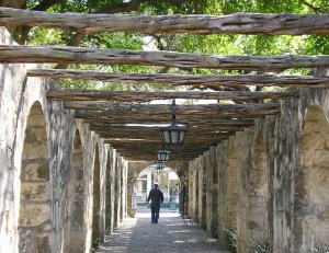 photo from http://www.rvforsaleguide.com/san-antonio-texas.htm